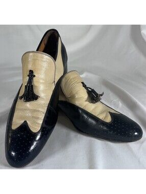 Vintage Two-Tone Black and Cream Leather Tassel Loafers